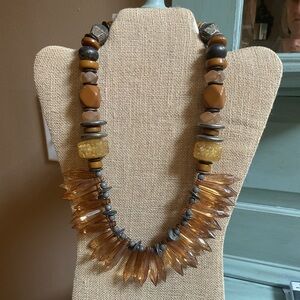 Gorgeous unique vintage statement necklace